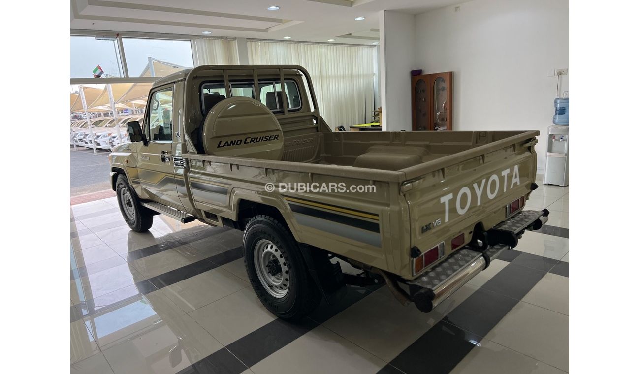 تويوتا لاند كروزر بيك آب PICKUP 70th LX2 4.0L