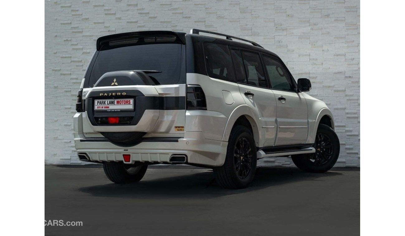 Mitsubishi Pajero AED 1,730 PM • PAJERO 3.8 SIGNATURE EDITION • ONLY 25,000 KM • GCC SPECS • PRISTINE CONDITION