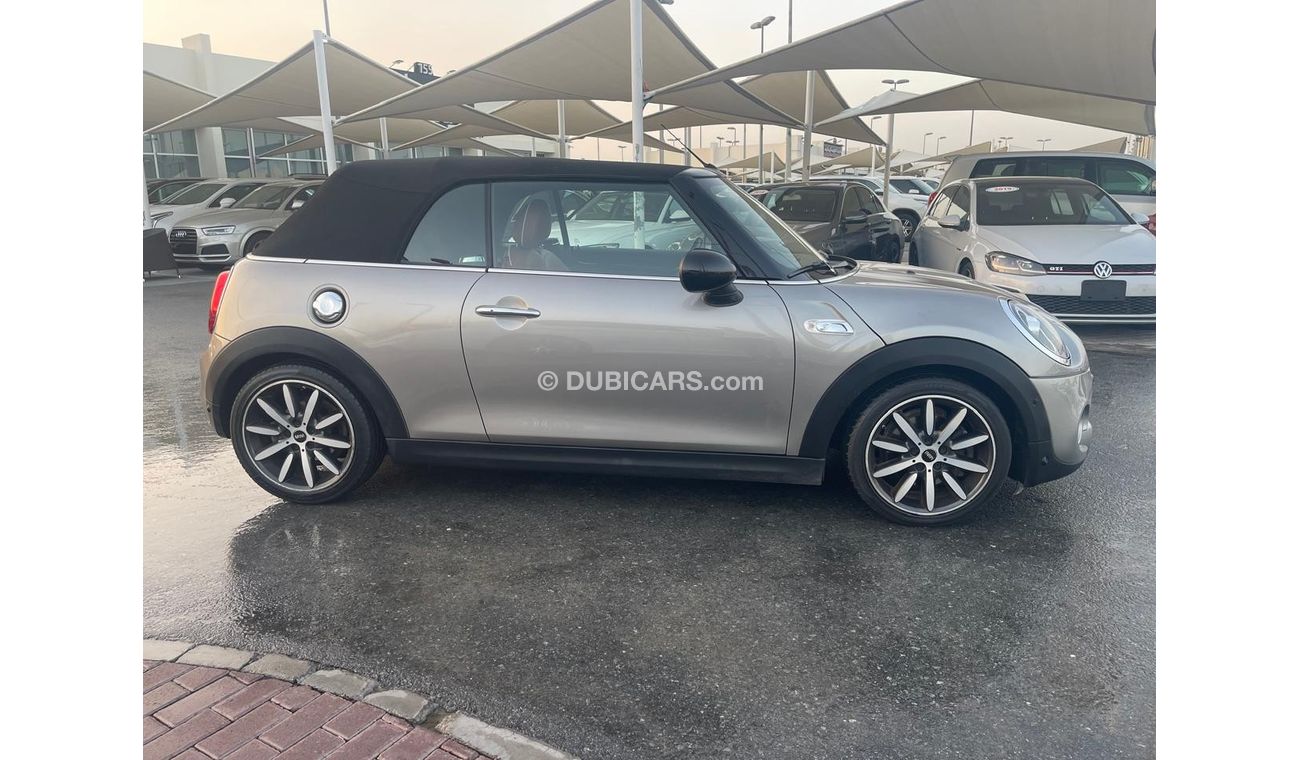 Mini Cooper John Cooper Works Mini Cooper S Convertapol_GCC_2020_Excellent Condition _Full option