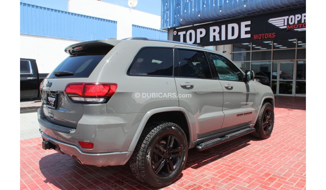 Jeep Grand Cherokee LAREDO