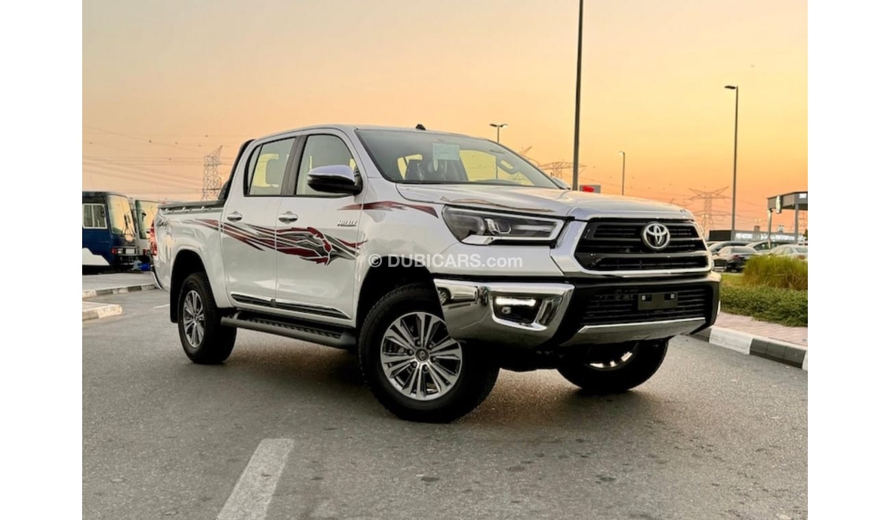 تويوتا هيلوكس Toyota hilux 2024 2.7 4WD petrol pickup