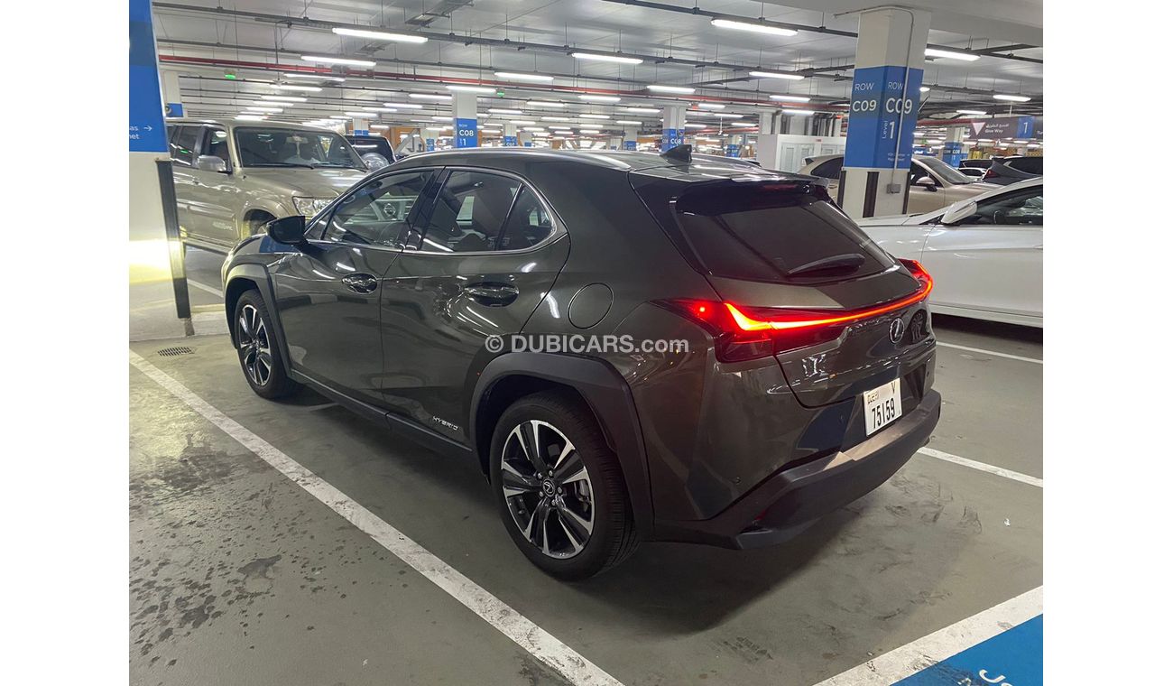 Lexus UX250h