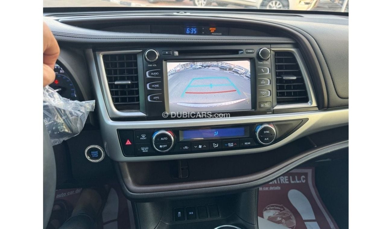 Toyota Highlander 2019 XLE LIMITED SUNROOF AWD 7 SEATS FULL OPTION