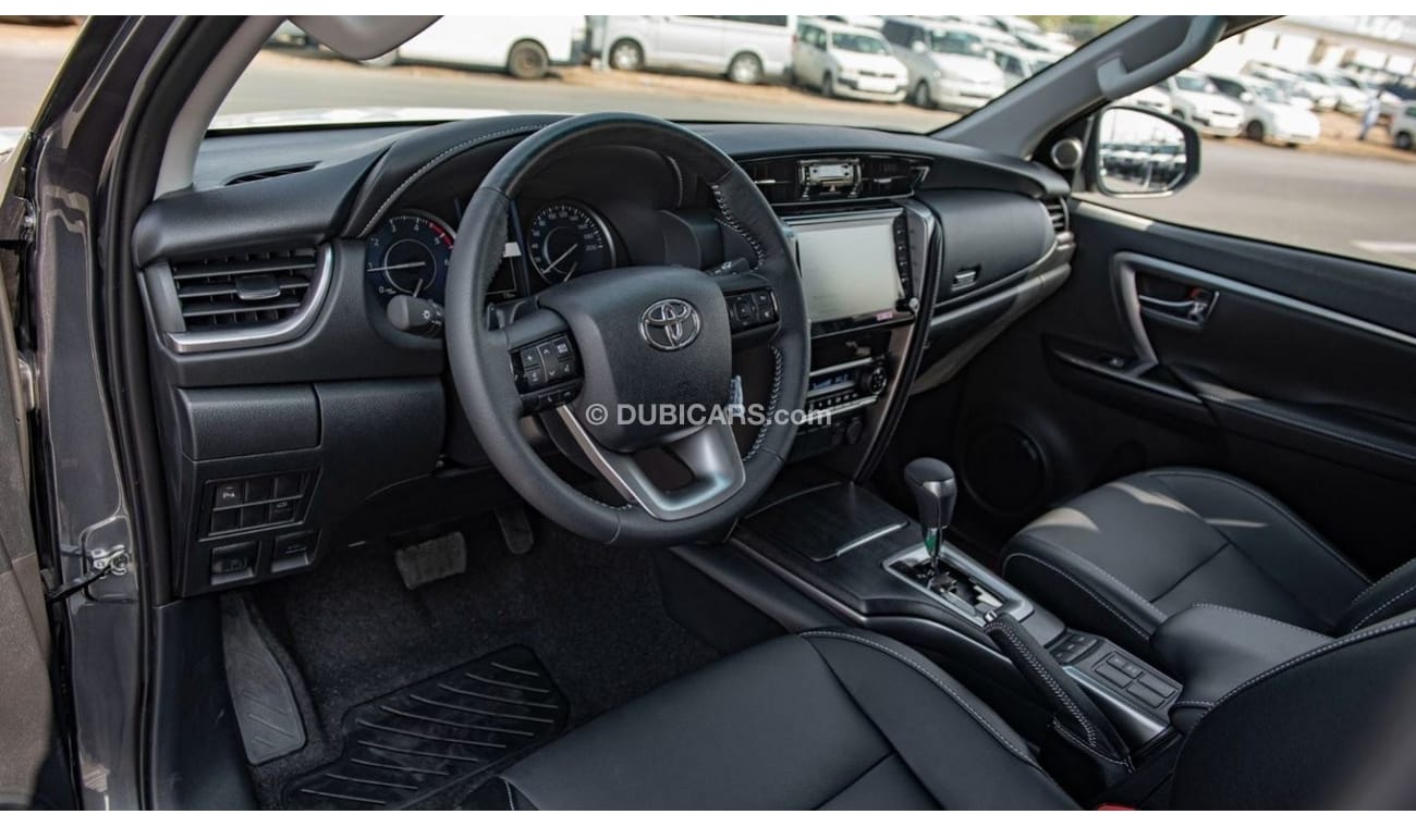 تويوتا فورتونر Toyota fortuner 2.8 AT full option 2023