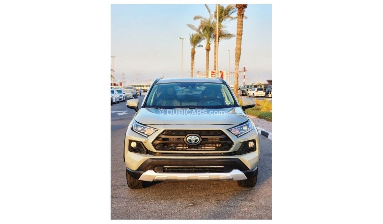 تويوتا راف ٤ TOYOTA RAV 4 XLE Hybrid 2021