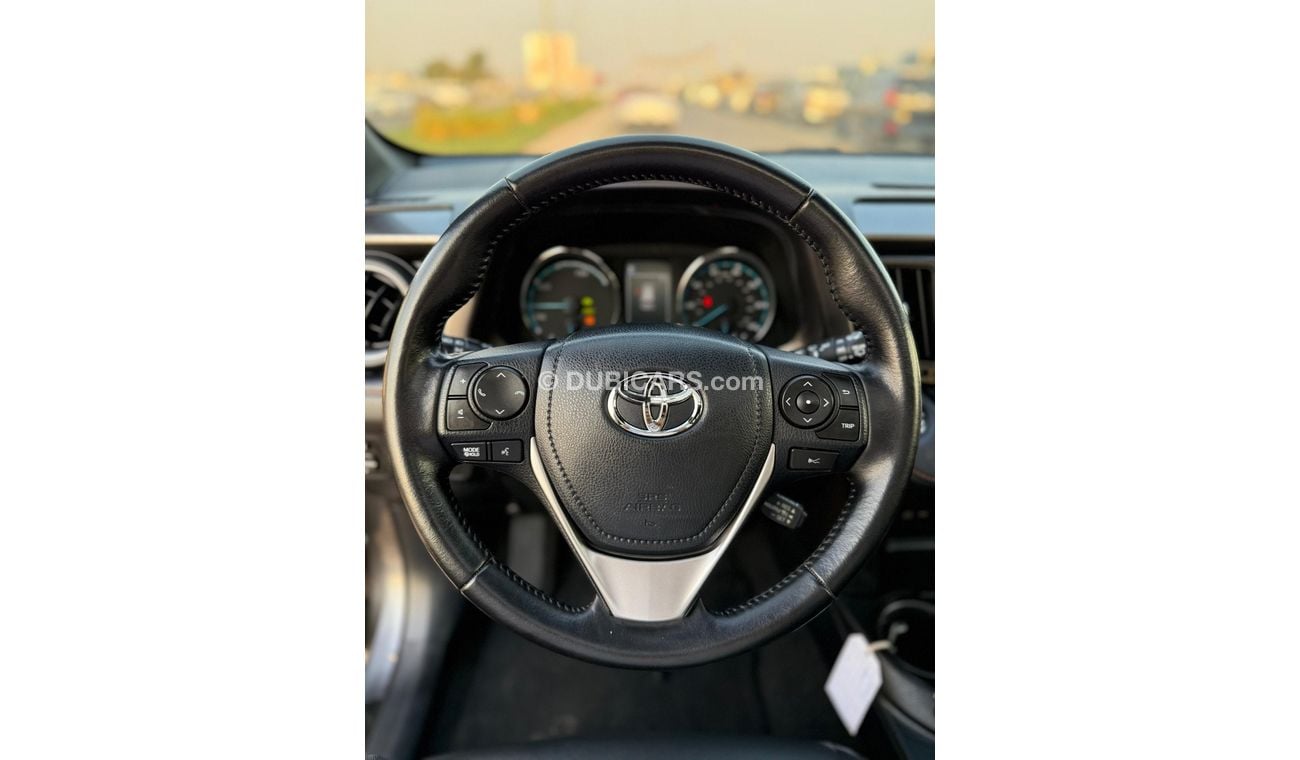 تويوتا راف ٤ Hybrid TOYOTA RAV4 SE