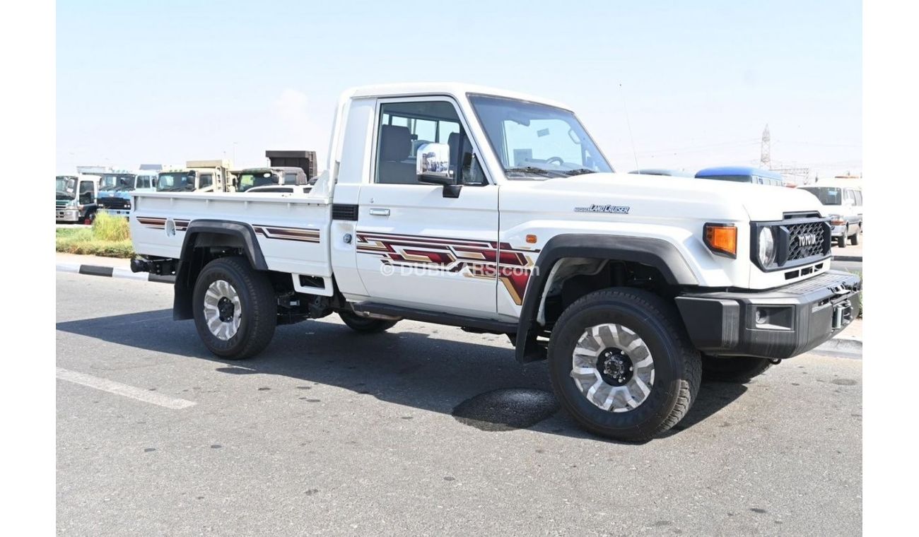 تويوتا لاند كروزر بيك آب TOYOTA LAND CRUISER LC79 S/C MODEL 2024 GCC 4.0L