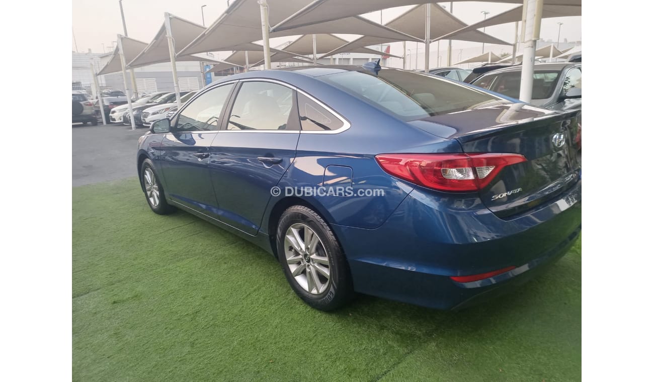 Hyundai Sonata 2015 model, cruise control, sensor wheels, in excellent condition, you do not need any expenses