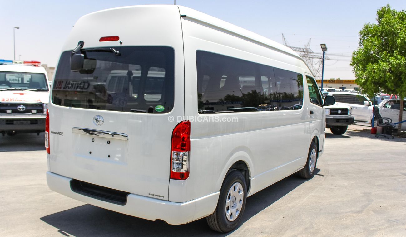 Toyota Hiace High Roof VAN Diesel (RHD)