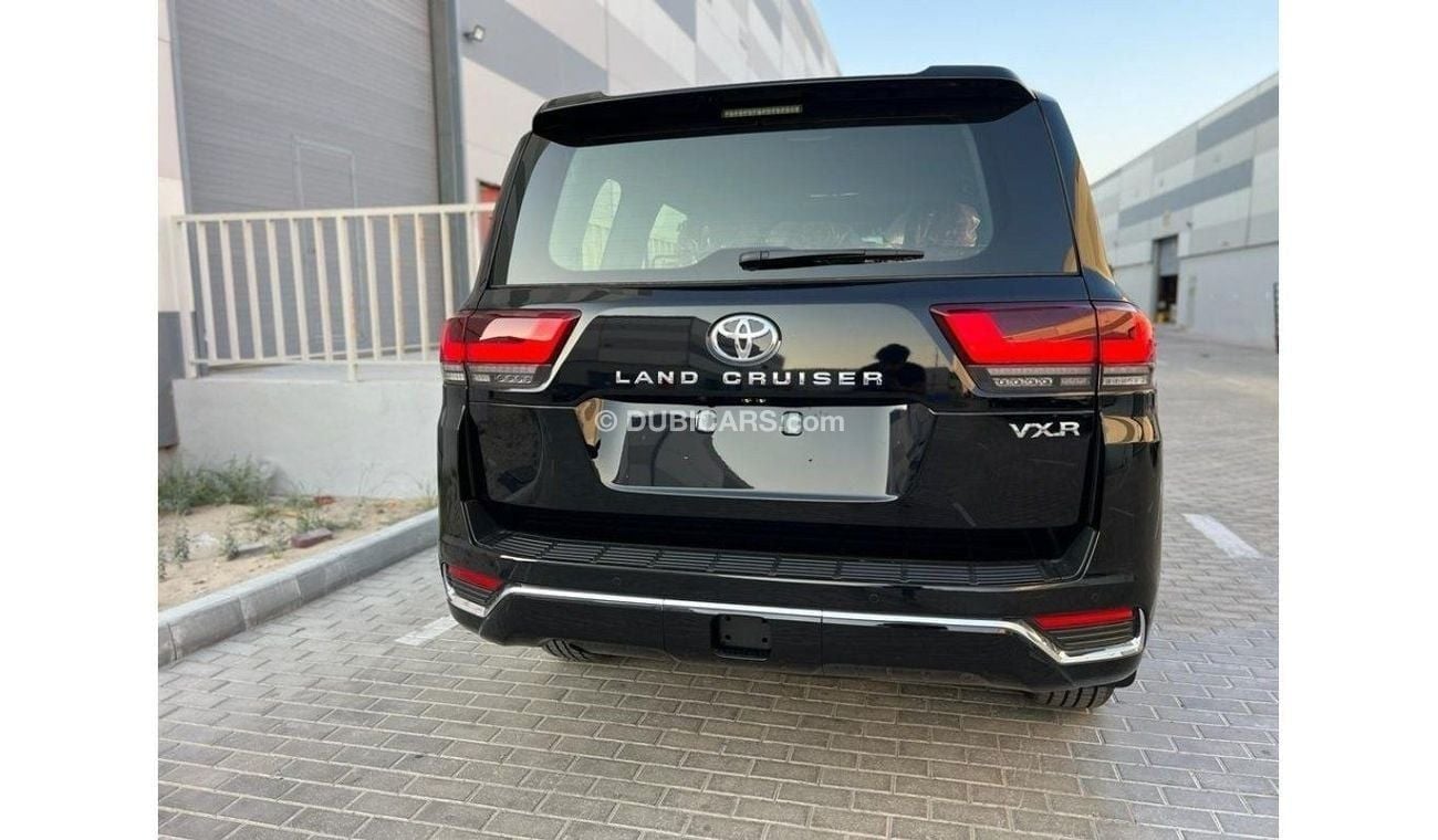 Toyota Land Cruiser LC300 3.5L VXR PETROL A/T