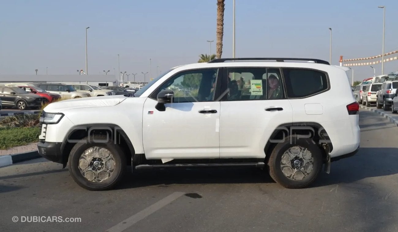 تويوتا لاند كروزر 2024 TOYOTA LAND CRUISER 3.3L DIESEL GR-SPORT, RADAR, TWIN TURBO