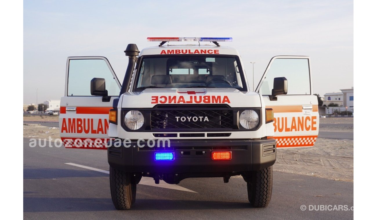 تويوتا لاند كروزر هارد توب Ambulance