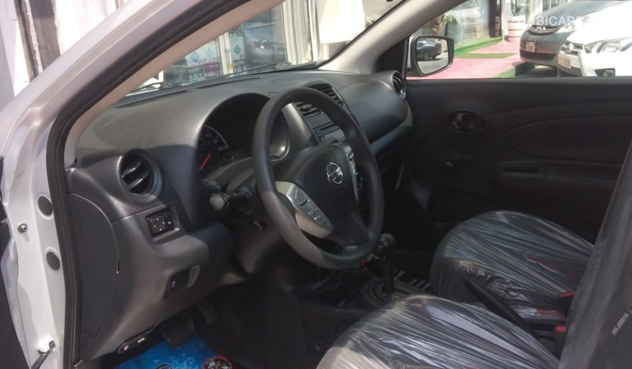 Nissan Versa Nissan Versa Sedan 1600cc Engine 2017