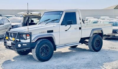 تويوتا لاند كروزر بيك آب SINGLE CABIN | RHD | 1990 MODEL | 4.0L DIESEL ENGINE | MANUAL TRANSMISSION | JFT0241