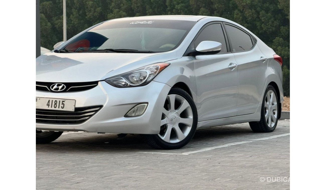 Hyundai Elantra GLS High In excellent condition inside and out