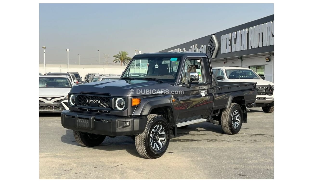 تويوتا لاند كروزر بيك آب LC79 SC PICKUP FULL 4.0L PTR A/T