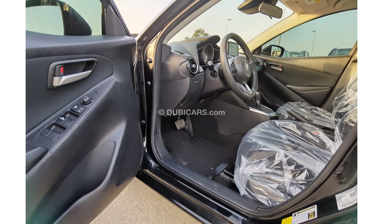 Toyota Yaris TOYOTA YARIS 2019 BLACK