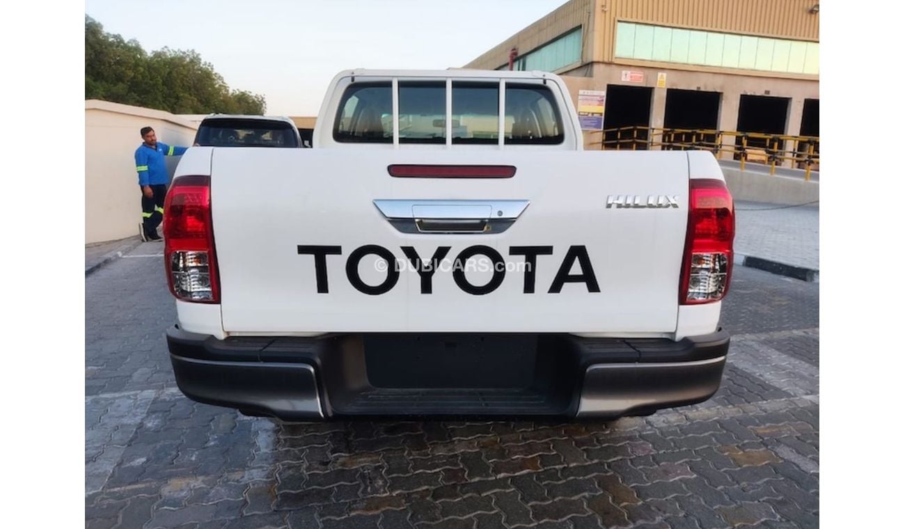 تويوتا هيلوكس TOYOTA HILUX DOUBLE CAB ACTIVE DIESEL 2.4L G4