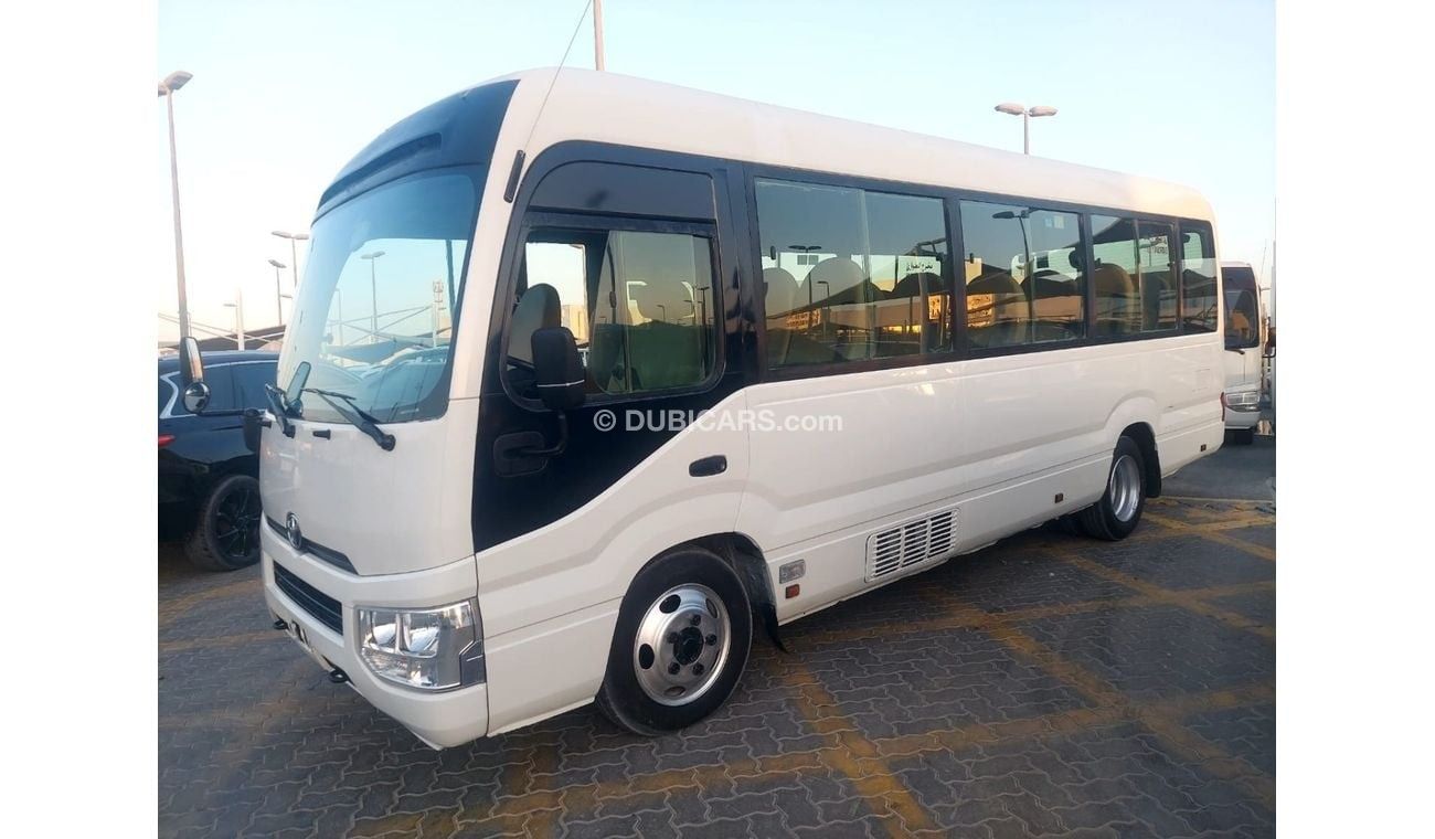 Toyota Coaster DIESEL 4.2L 23 SEATER MANUAL TRANSMISSION