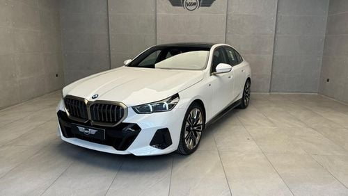 BMW 520i M-Kit | 2024 | Brand New | GCC Specs | Agency Warranty & Service