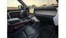 Land Rover Defender P400 110 X-Dynamic SE 3.0L (5 Seater)