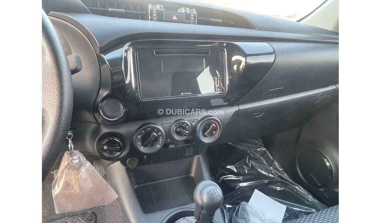 Toyota Hilux DLS 2.4L