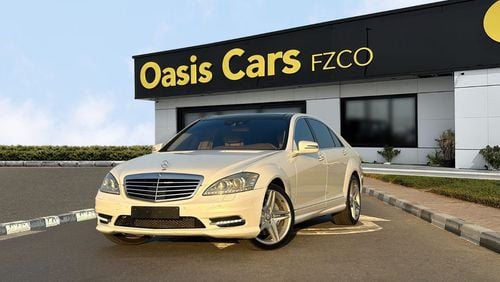 Mercedes-Benz S 500 AMG 4.7L V8 AMG GCC 2013 In Good Condition