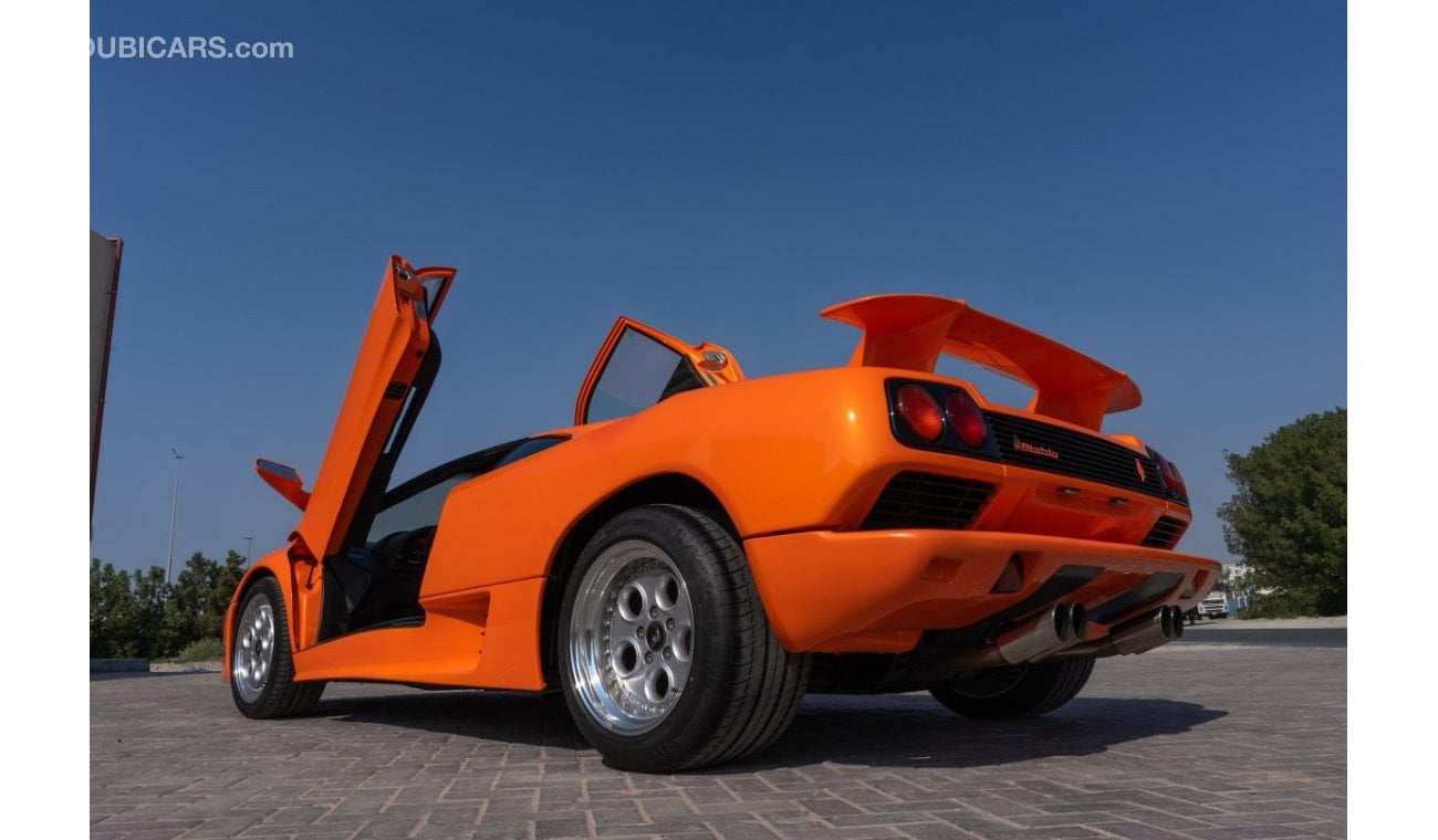 Lamborghini Diablo 2WD 5.7L V8