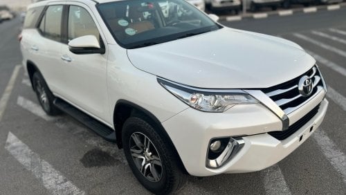 تويوتا فورتونر 2020 TOYOTA FORTUNER EXR - 2.7L . v4 - PARKING SENSOR - GASOLINE / PETROL ⛽️ - BLUETOOTH  PLAY - GCC