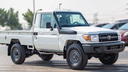 تويوتا لاند كروزر بيك آب LAND CRUISER SINGEL CAPIN 4.0L