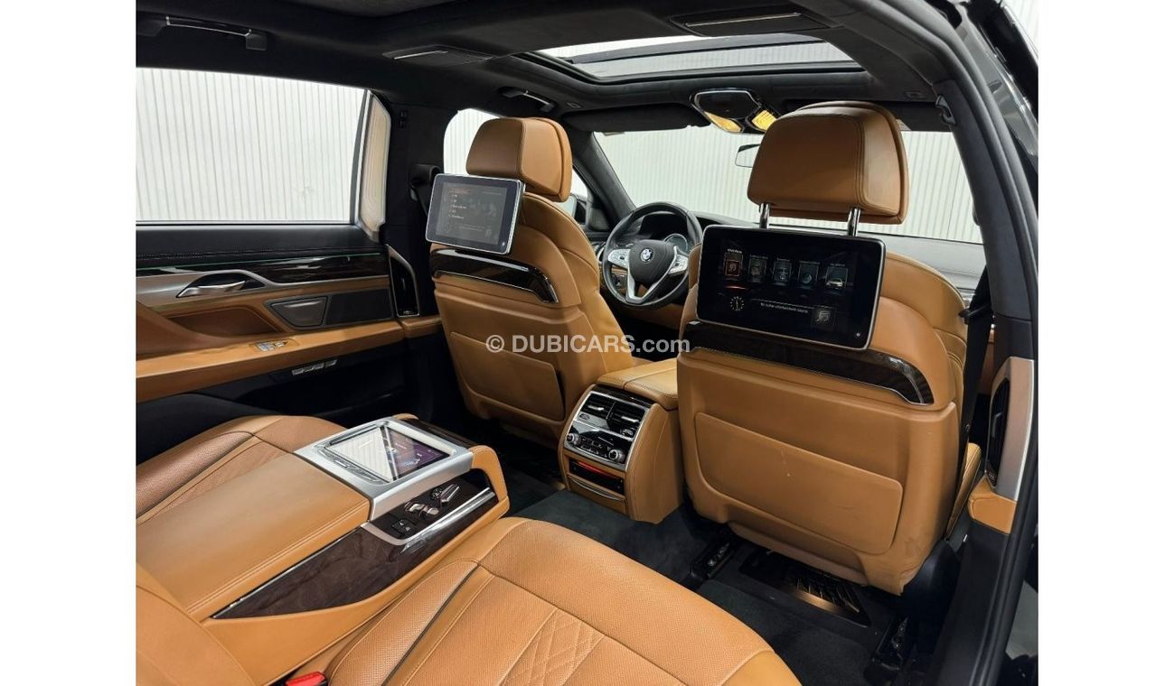 بي أم دبليو 740Li 2016 BMW 740Li Executive, Feb 2025 Warranty, Full Service History, Fully Loaded, GCC