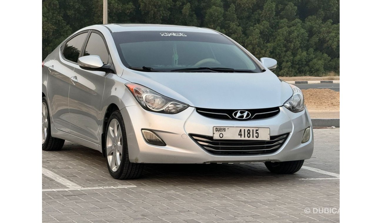 Hyundai Elantra GLS High In excellent condition inside and out