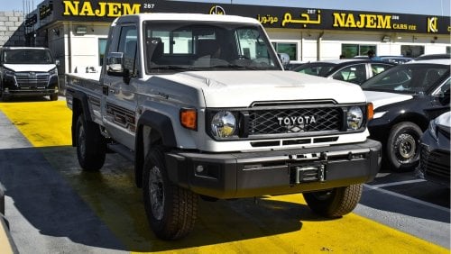 Toyota Land Cruiser Pick Up LX 4.0L V6 Petrol Single Cabin M/T