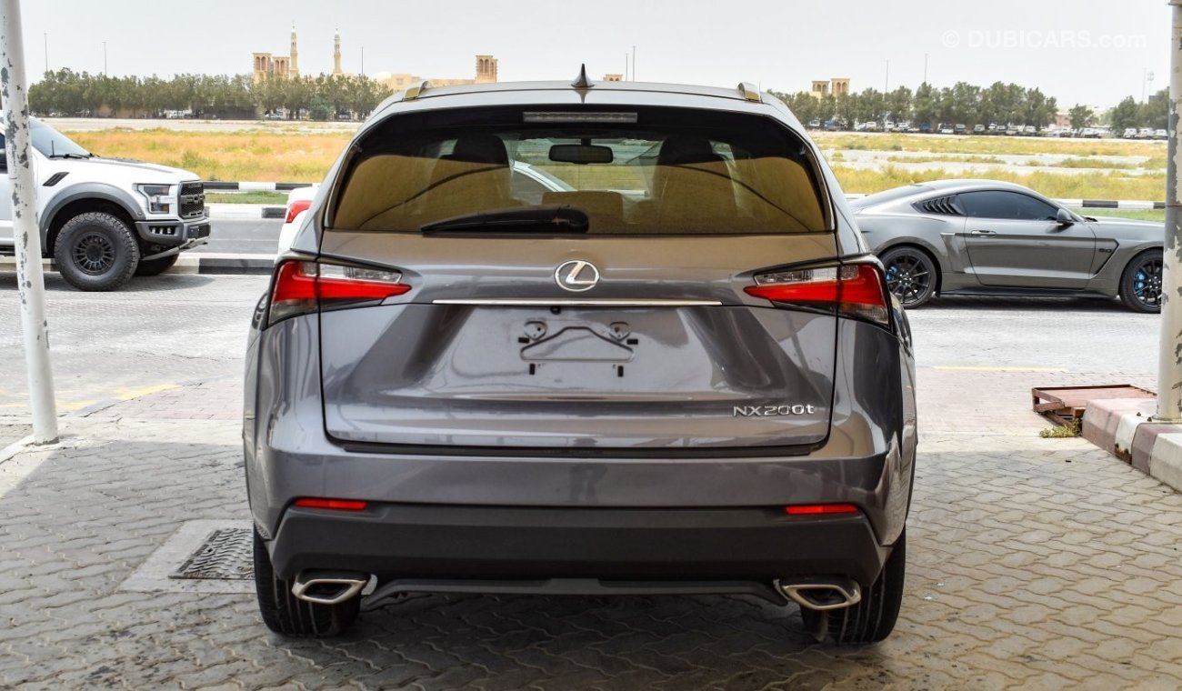 Lexus NX200t