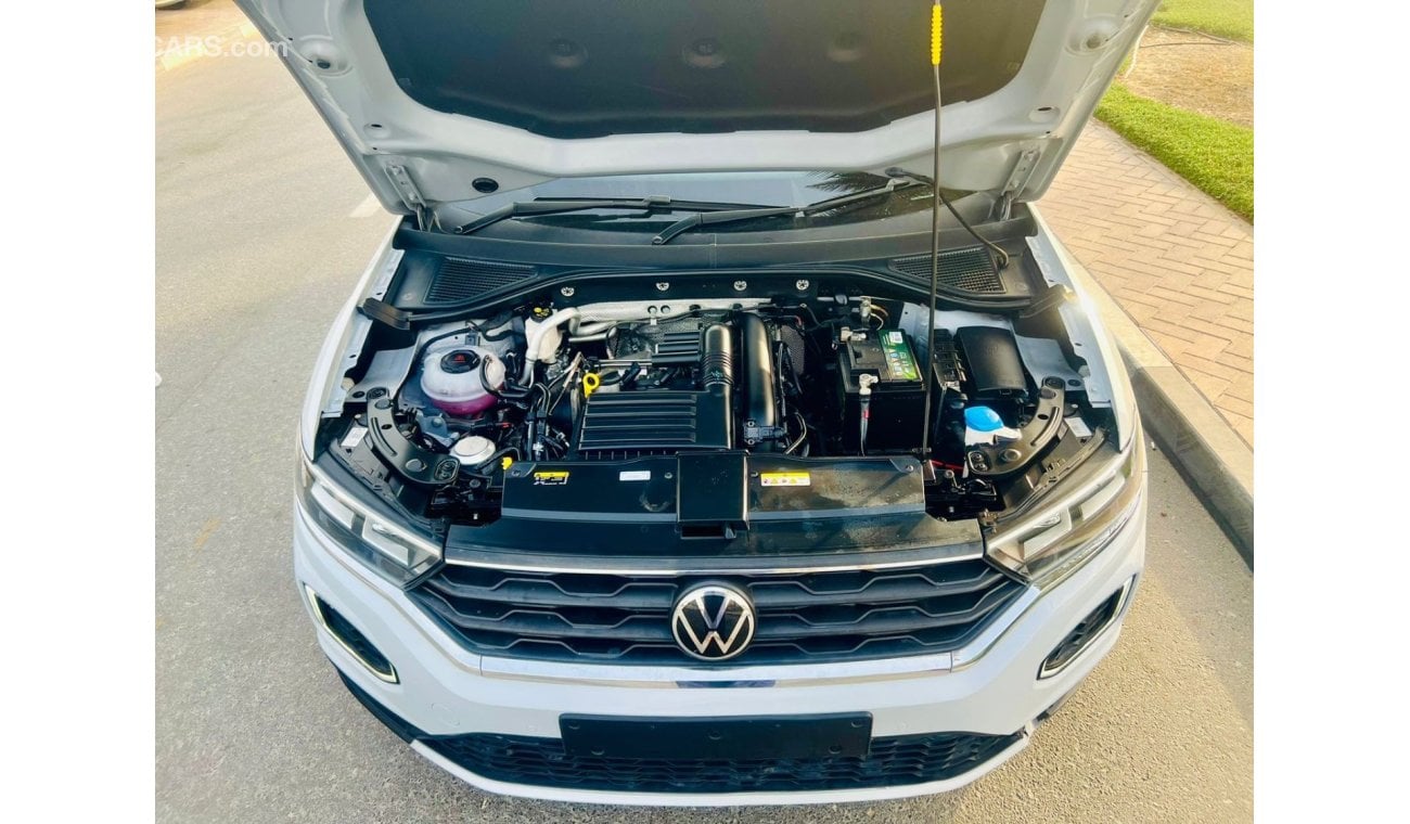 Volkswagen T ROC Style English