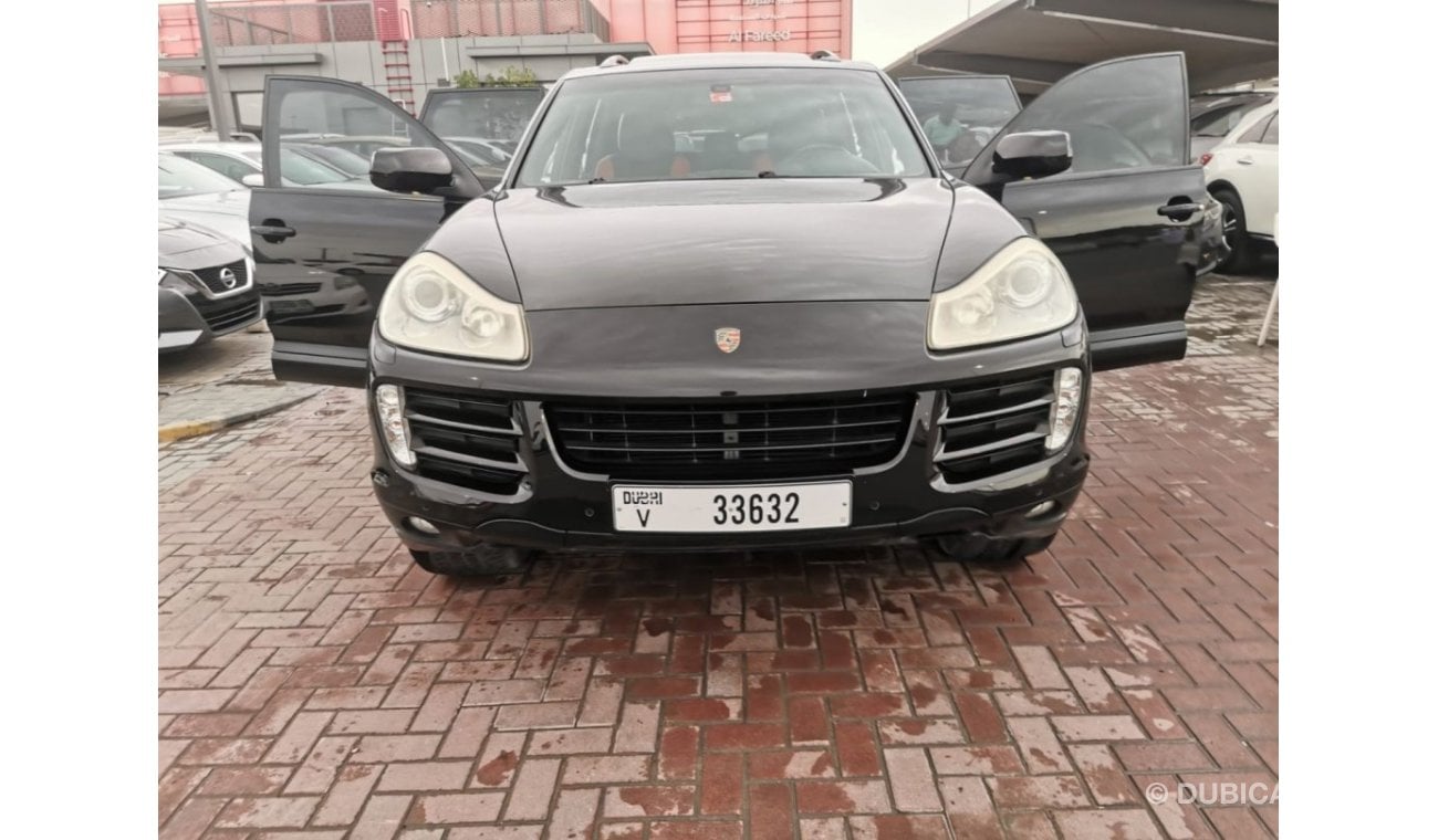 Porsche Cayenne In excellent condition and requires no expenses