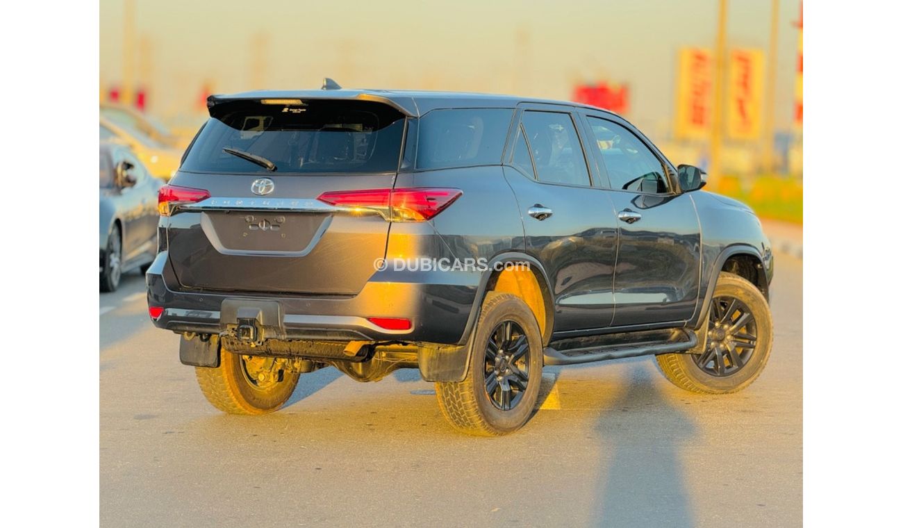 تويوتا فورتونر Toyota fortuner Limited full option