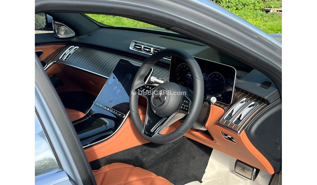 Mercedes-Benz S580 Maybach Maybach S580 Right Hand Drive 2-Tone