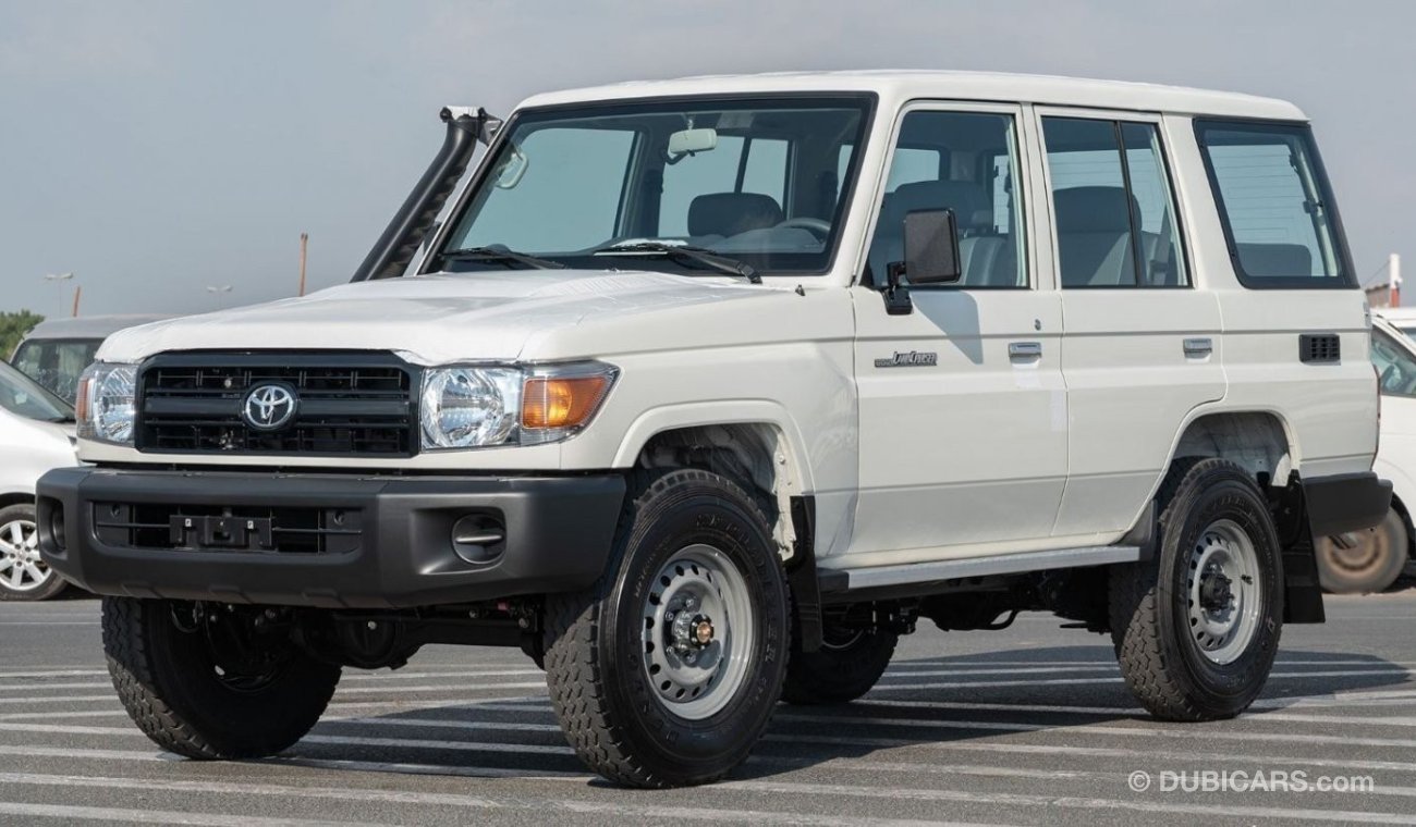 تويوتا لاند كروزر هارد توب 76 Inline 6Cylinder 4.2L Diesel 2023YM [EXCLUSIVELY FOR EXPORT TO AFRICA]