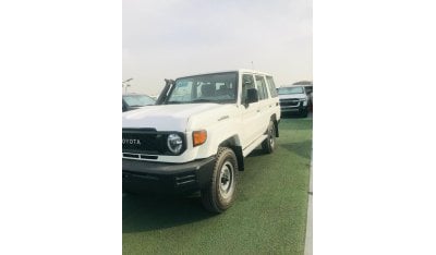 تويوتا لاند كروزر TOYOTA LAND CRUISER 76 HARD TOP 4.2L DIESEL