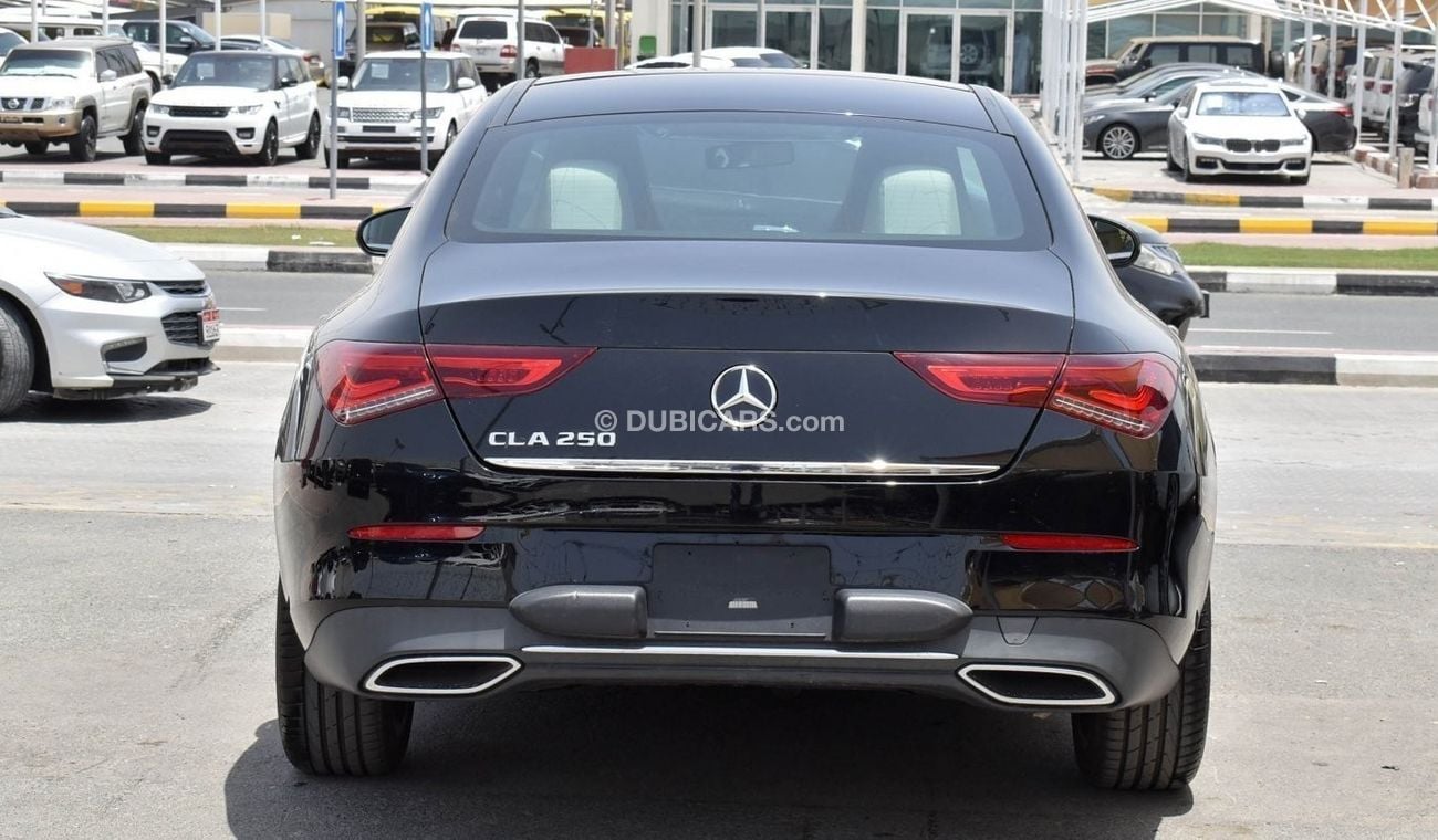 مرسيدس بنز CLA 250 بريميوم +