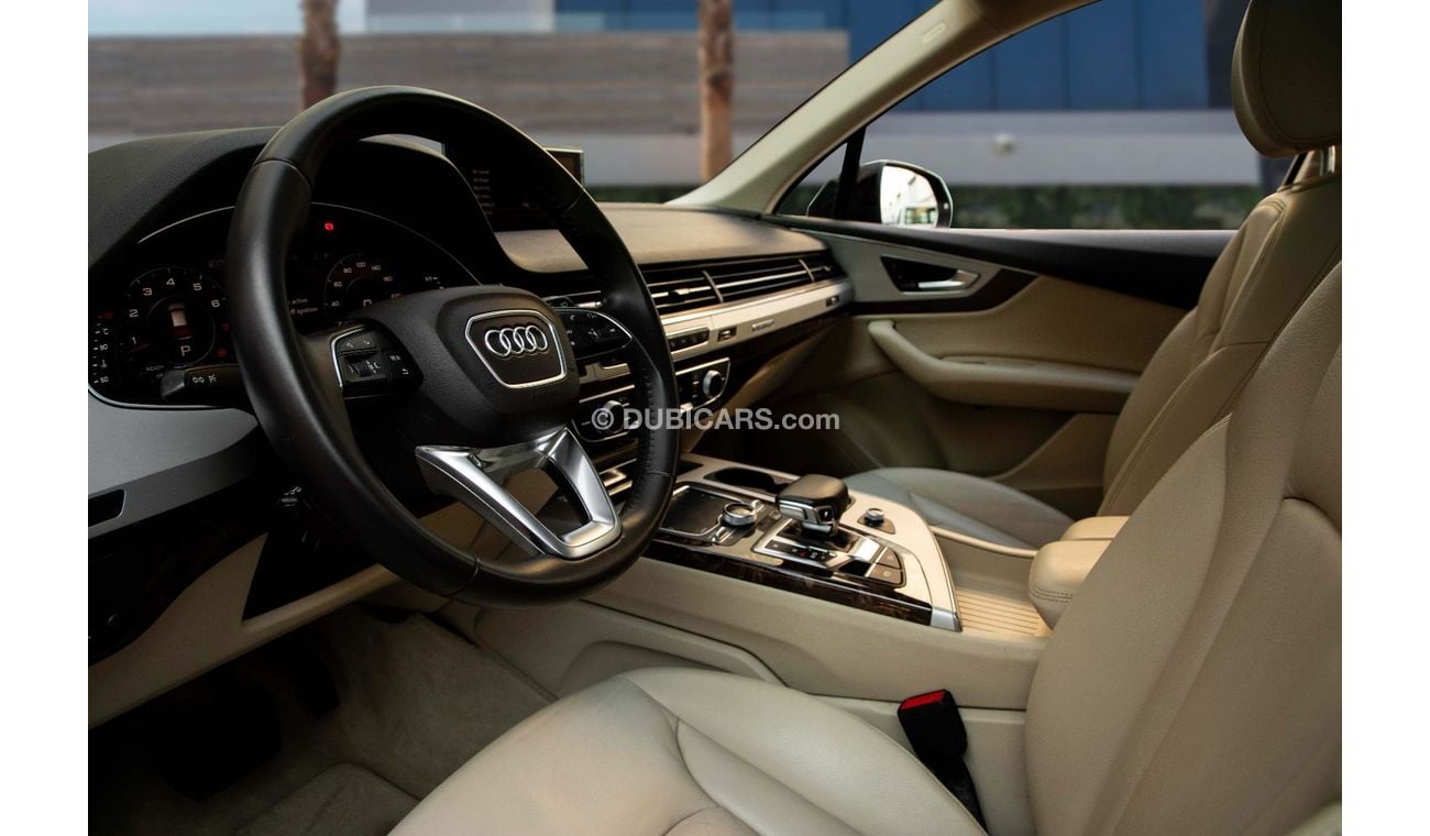 أودي Q7 45 TFSI QUATTRO | 2,154 P.M  | 0% Downpayment | IMMACULATE!