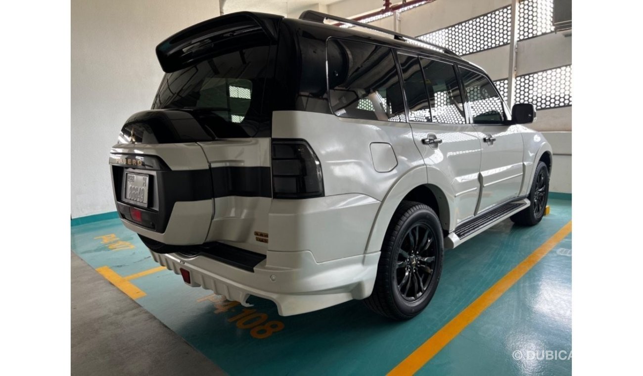 Mitsubishi Pajero GLS Highline Signature edition