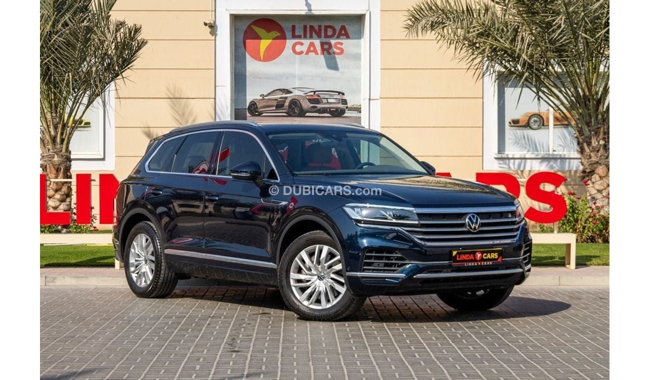 فولكس واجن طوارق Atmosphere 3.0L Volkswagen Touareg 2023 GCC under Agency Warranty and Service Contract with Flexible