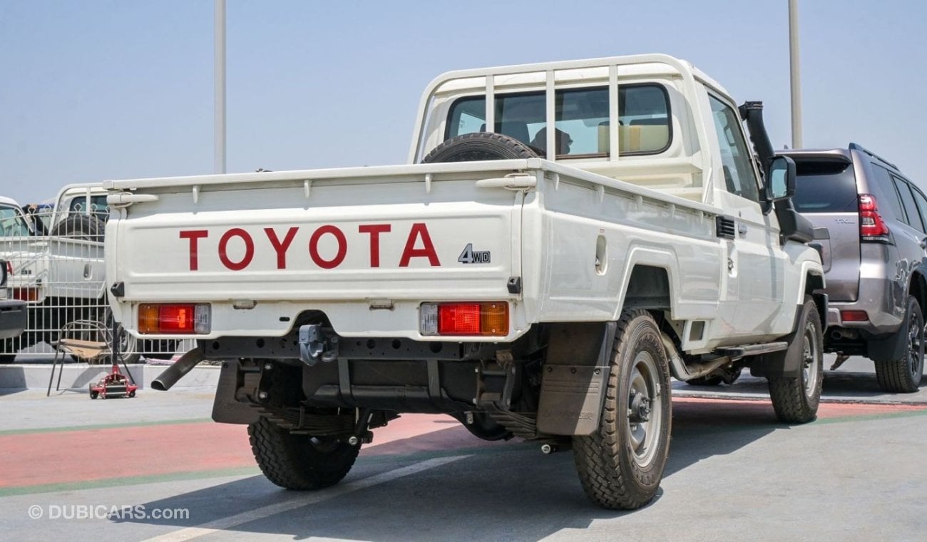 تويوتا لاند كروزر بيك آب Toyota Land Cruiser Pick Up LC79 S/C 4.2L Diesel 2024