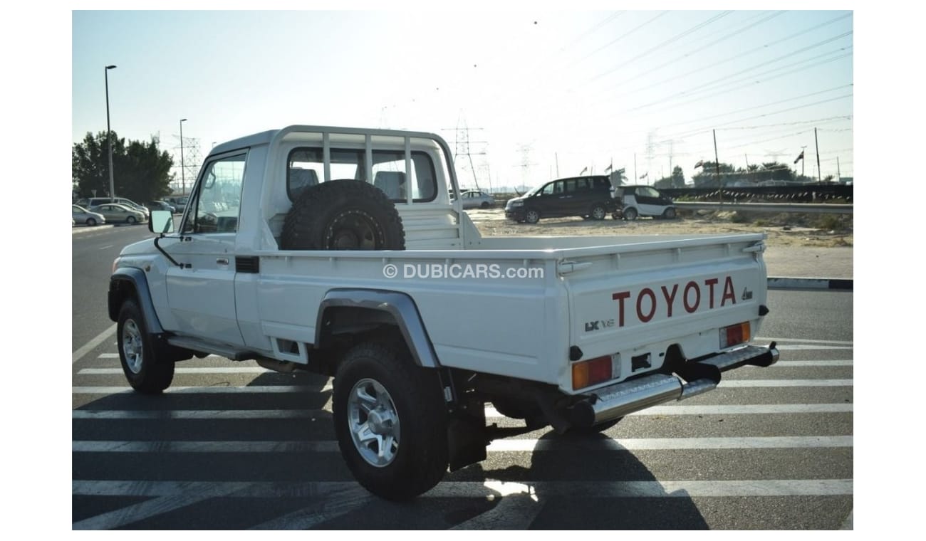 Toyota Land Cruiser Pick Up