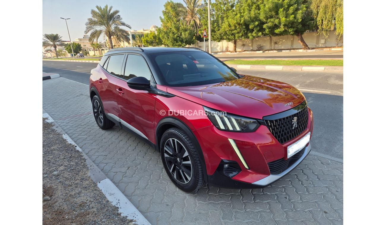 Peugeot 2008 GT 1.2L (155 HP)