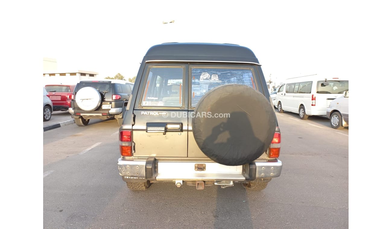 Nissan Patrol NISSAN PATROL RIGHT HAND DRIVE (PM1051)