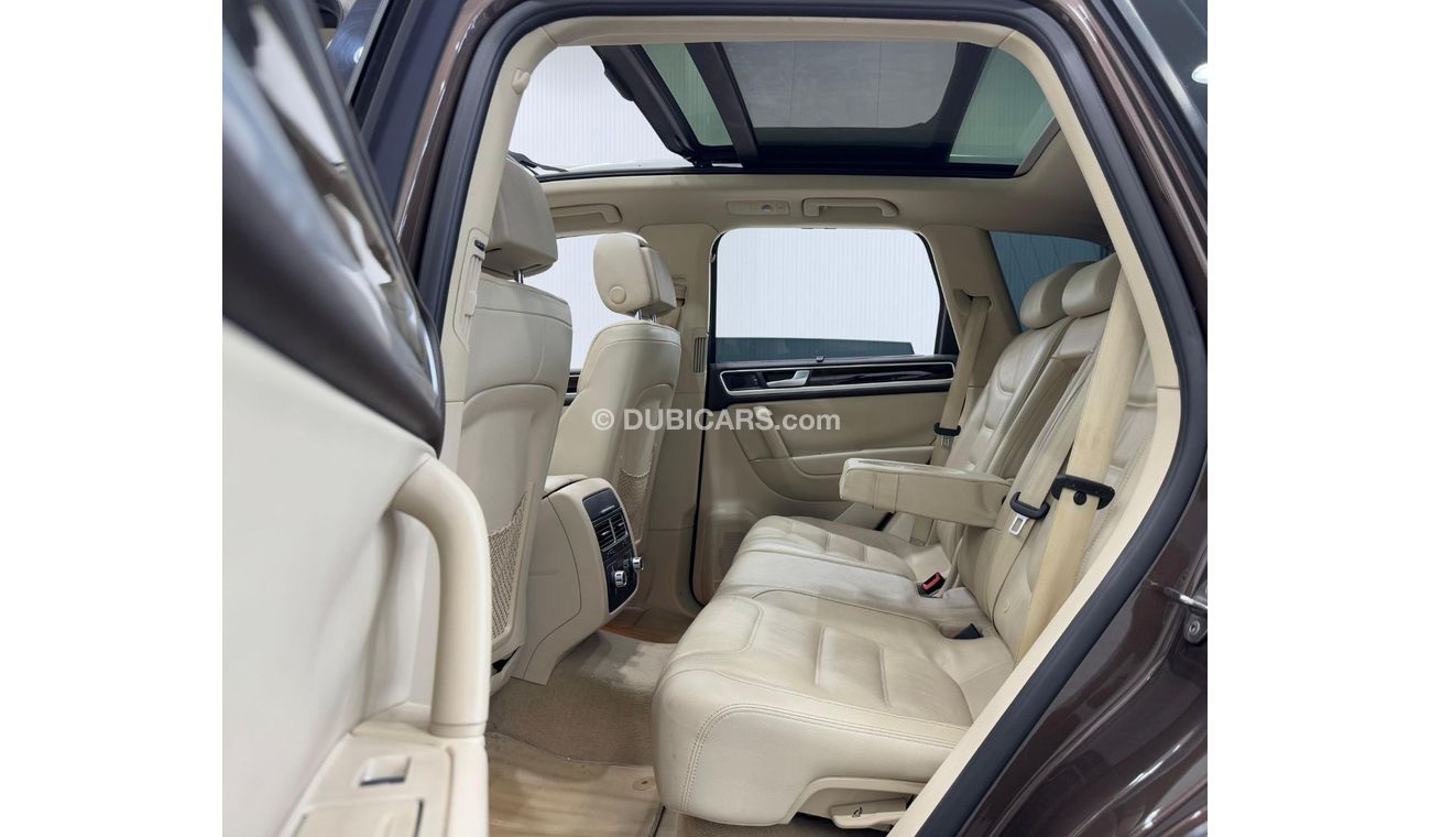 فولكس واجن طوارق 2015 Volkswagen Touareg, Excellent Condition, Service History, GCC