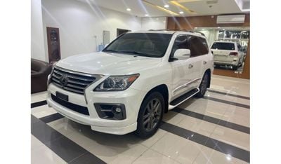 لكزس LX 570 Platinum 5.7L model 2014 used like new GCC specifications only one owner